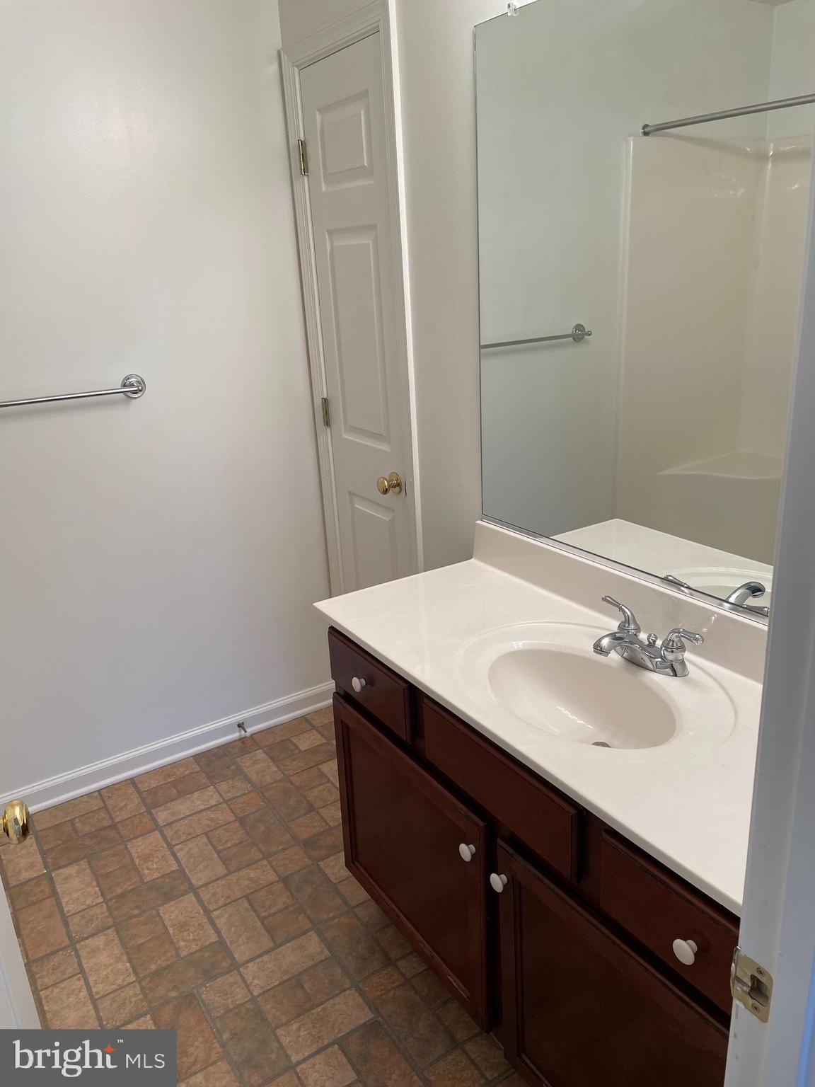 ORCHARD HILL - Residential Lease