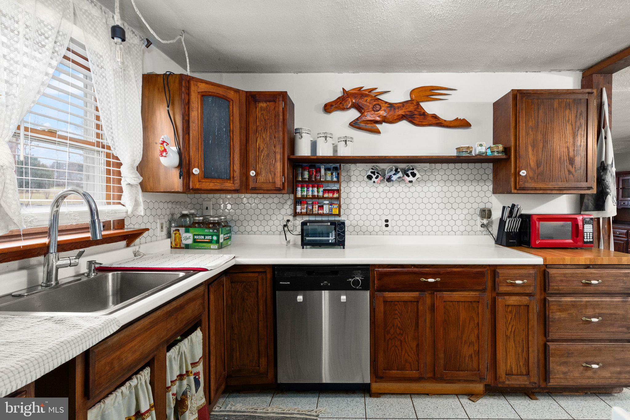 ABINGDON ESTATES - Residential