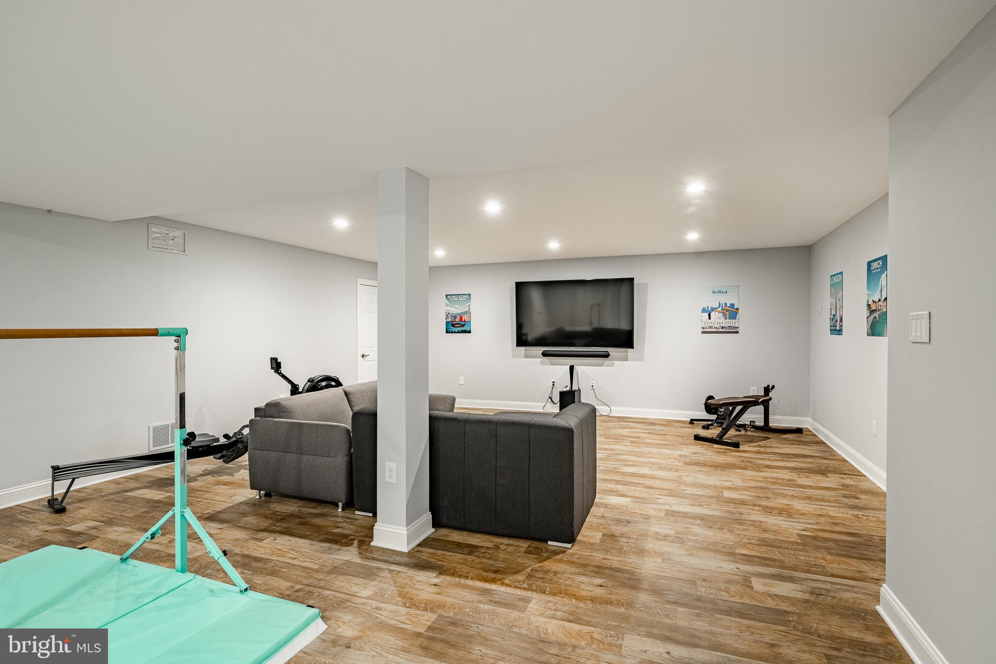 LEDERACH GOLF FAIRWY - Residential