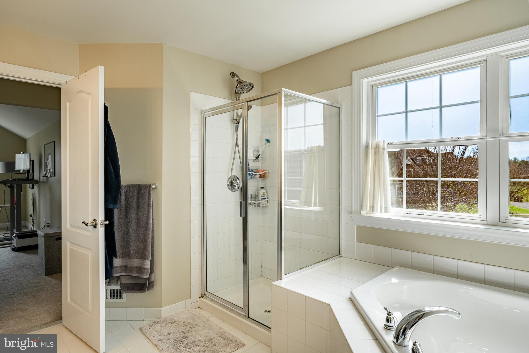 LEDERACH GOLF FAIRWY - Residential