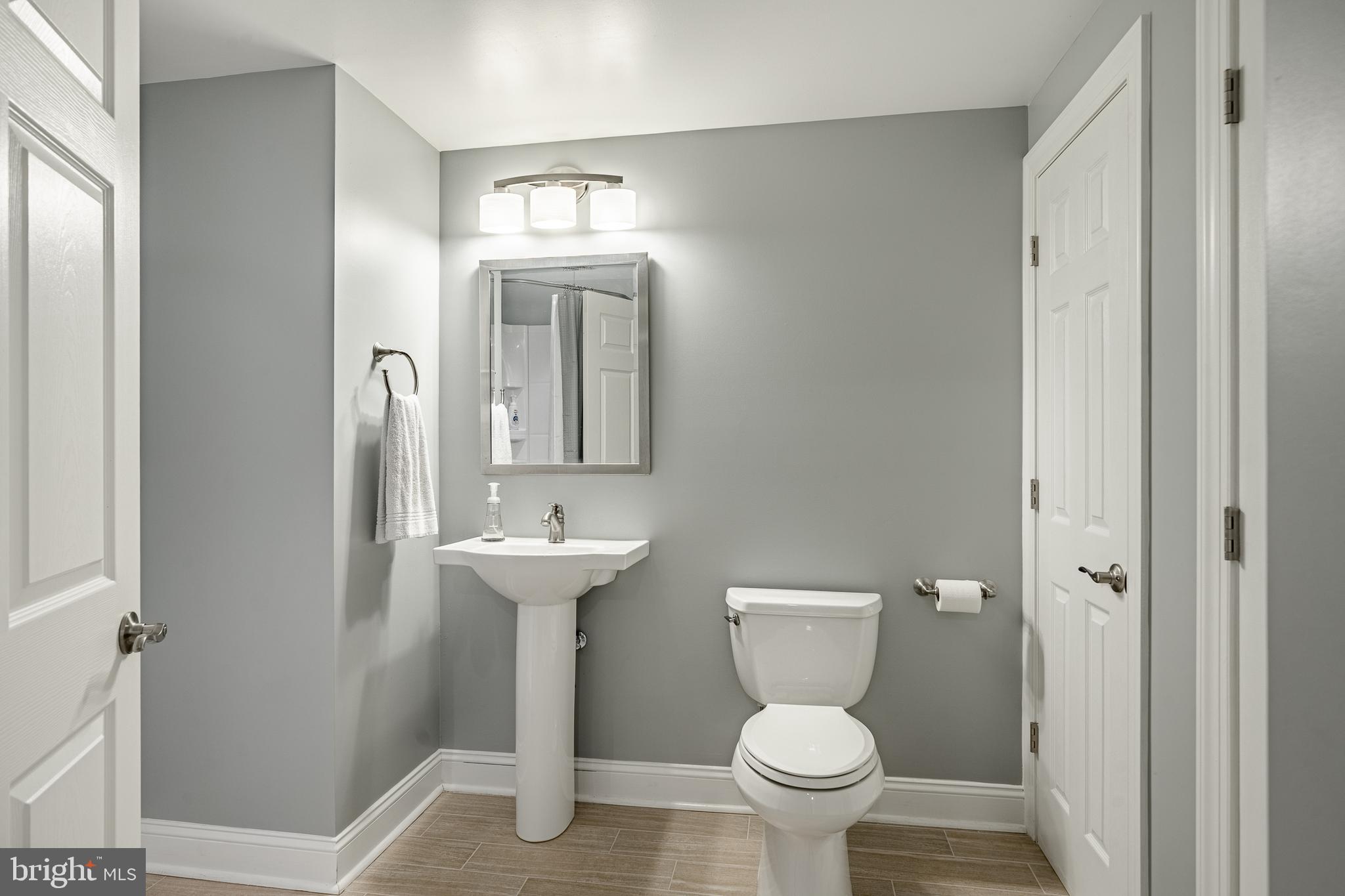 LEDERACH GOLF FAIRWY - Residential