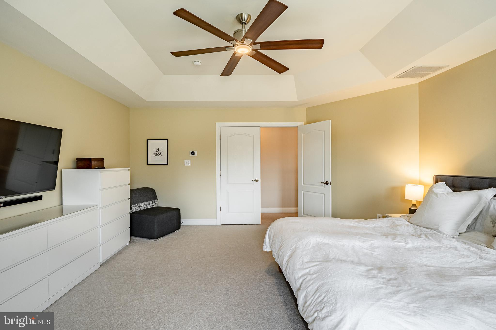 LEDERACH GOLF FAIRWY - Residential