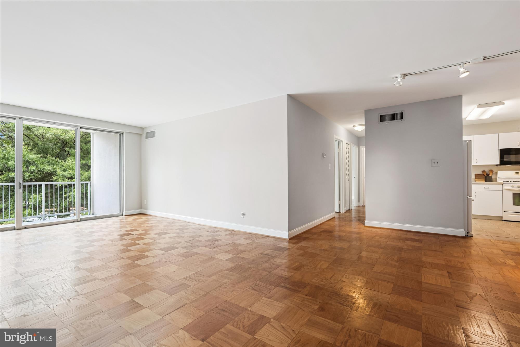 4977 BATTERY LANE 1-311