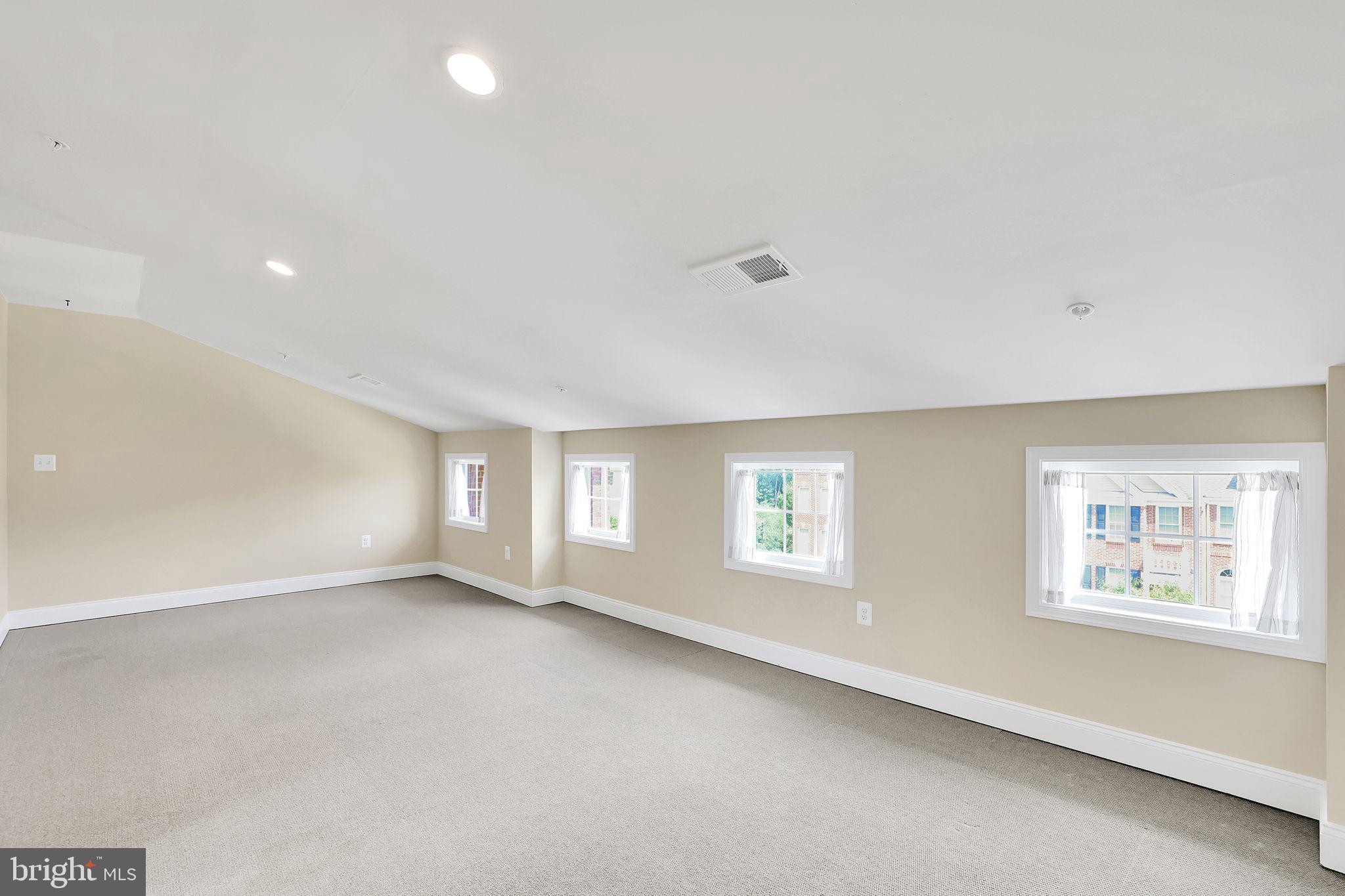 ARUNDEL FOREST - Residential