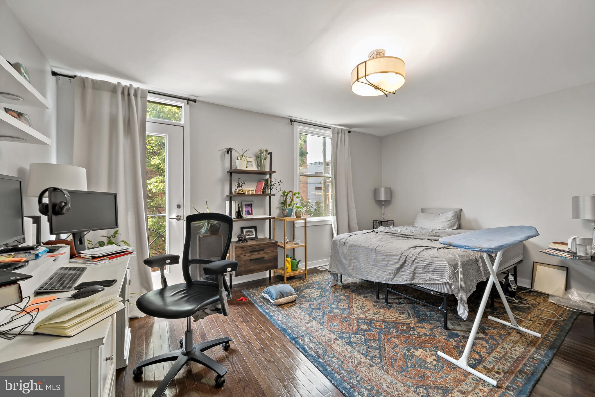 GRADUATE HOSPITAL - Residential
