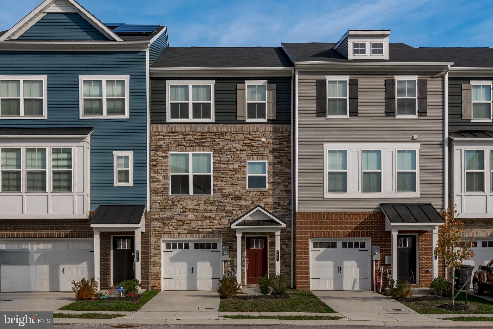 THE RIDGES - Residential Lease