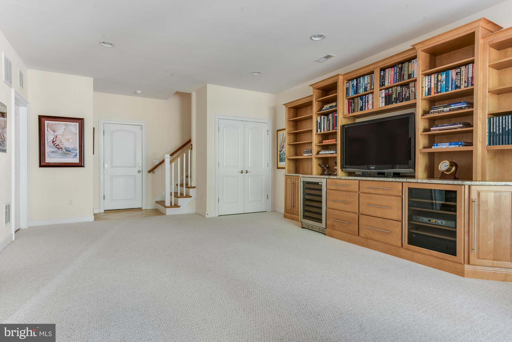 EASTPORT - Residential