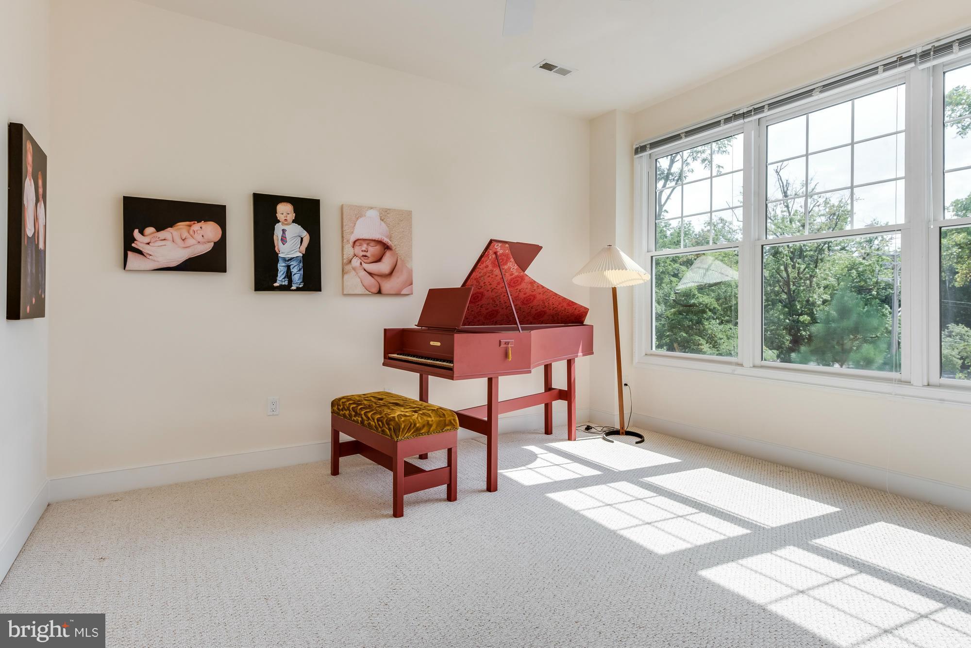 EASTPORT - Residential