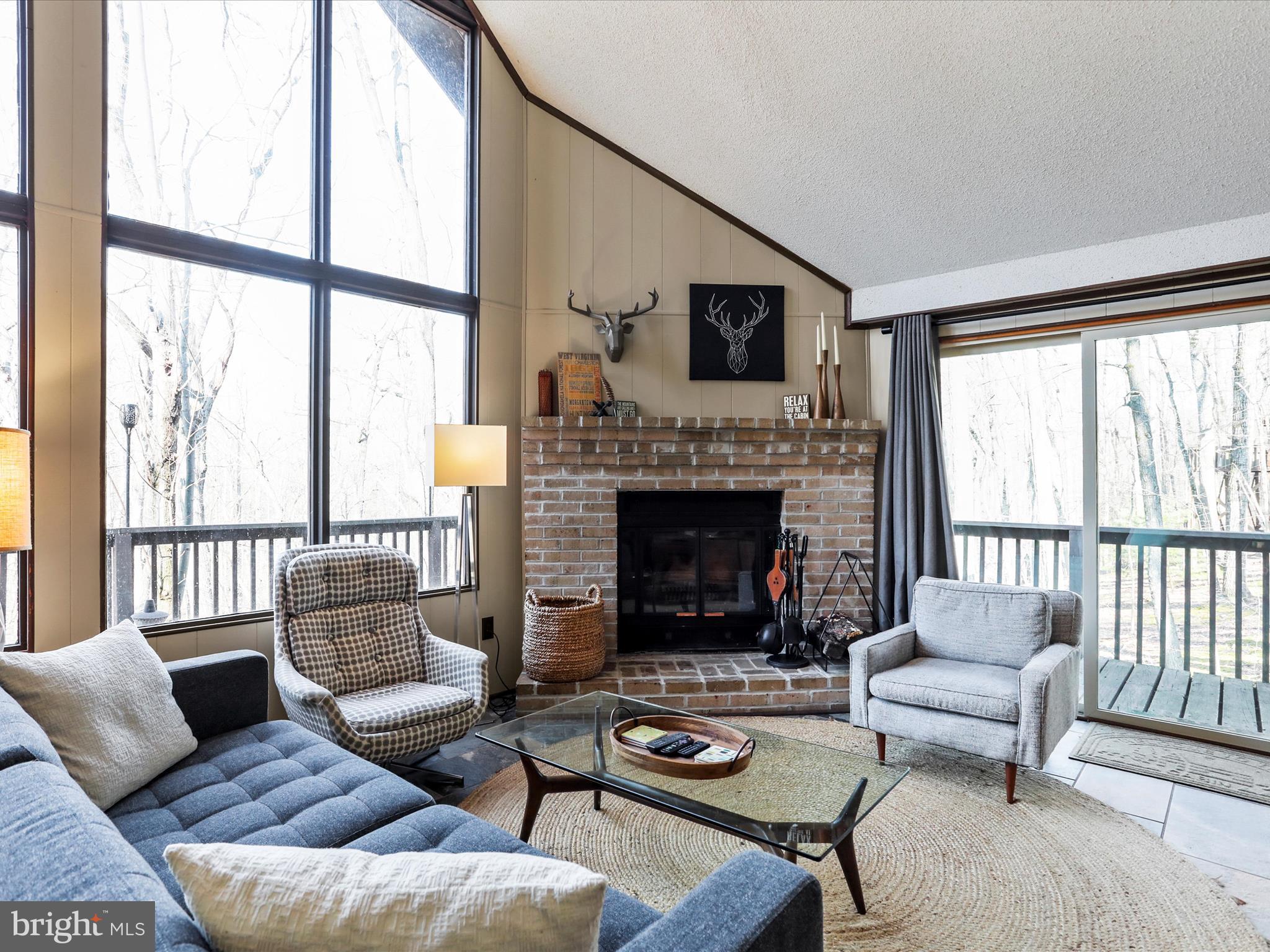 THE WOODS - Residential