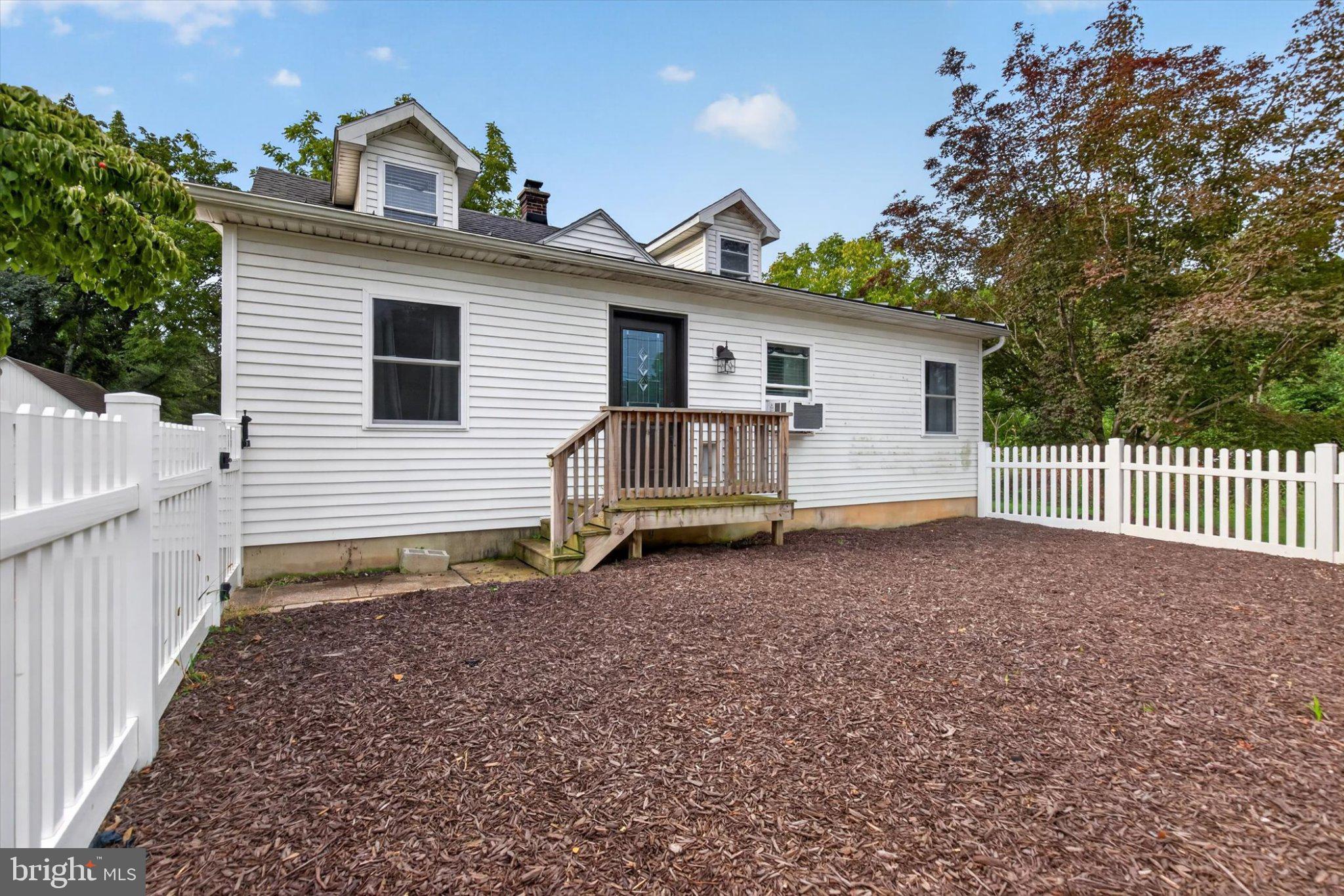 413 PLEASANTVIEW ROAD