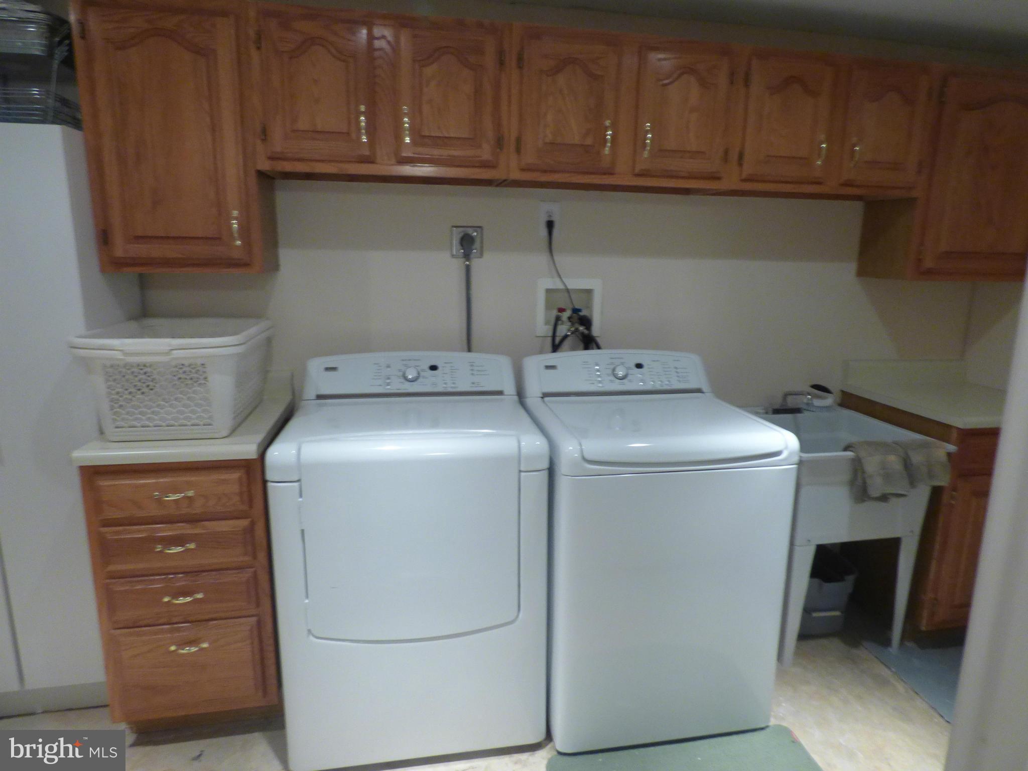 BRENTWOOD PARK - Residential