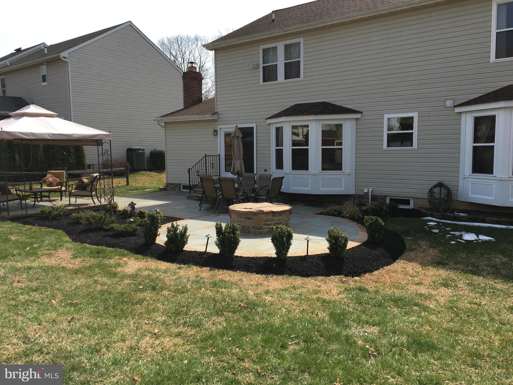 BRENTWOOD PARK - Residential