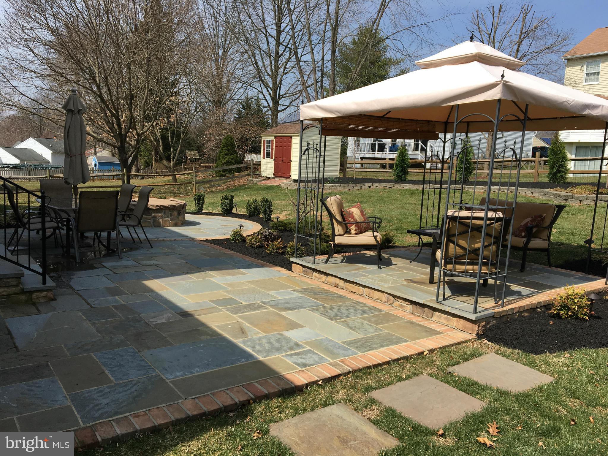 BRENTWOOD PARK - Residential