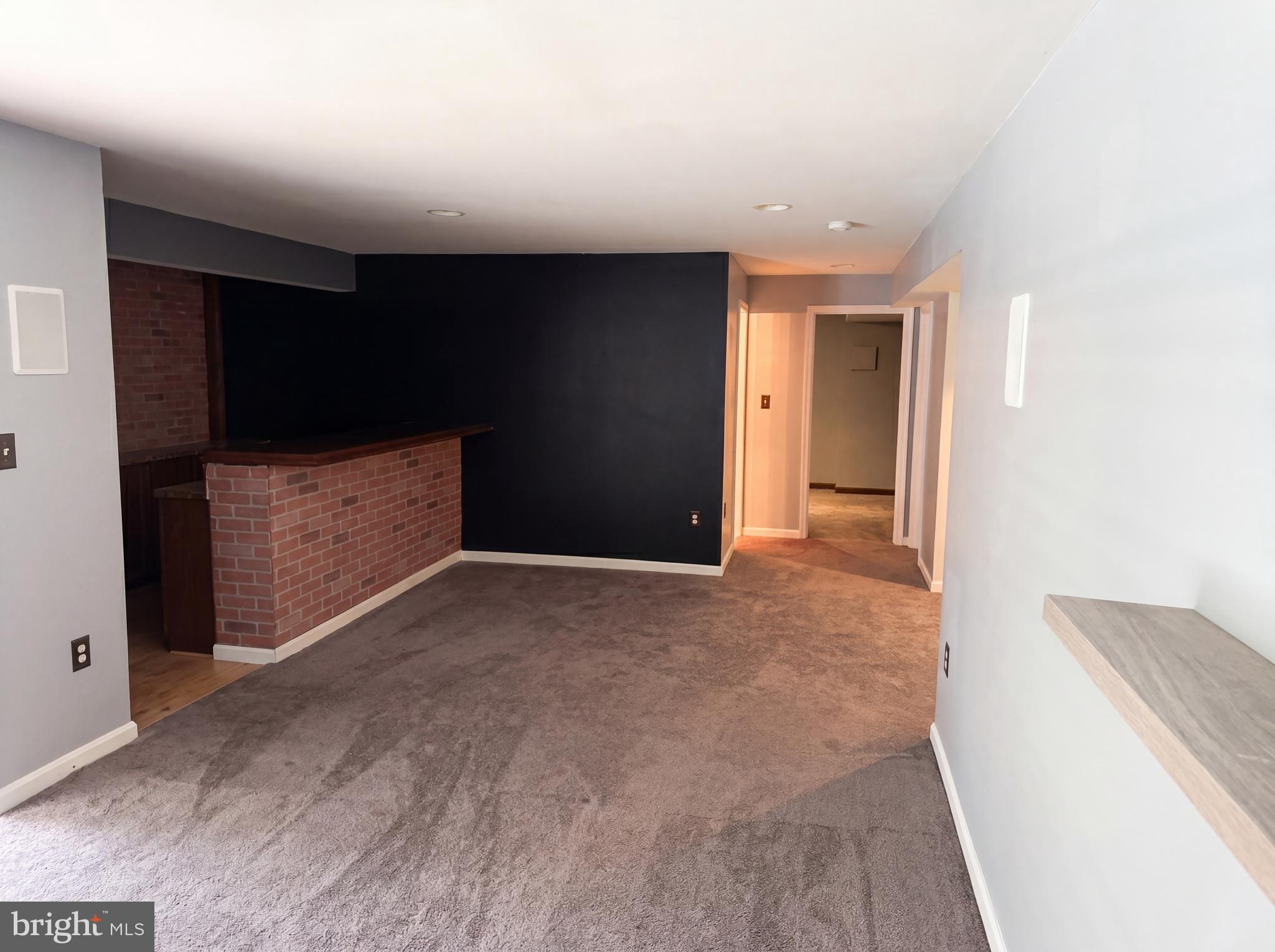 OXBOW ESTATES - Residential