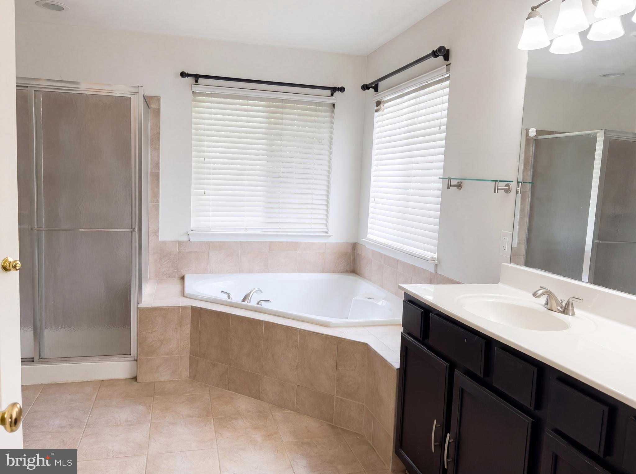 OXBOW ESTATES - Residential