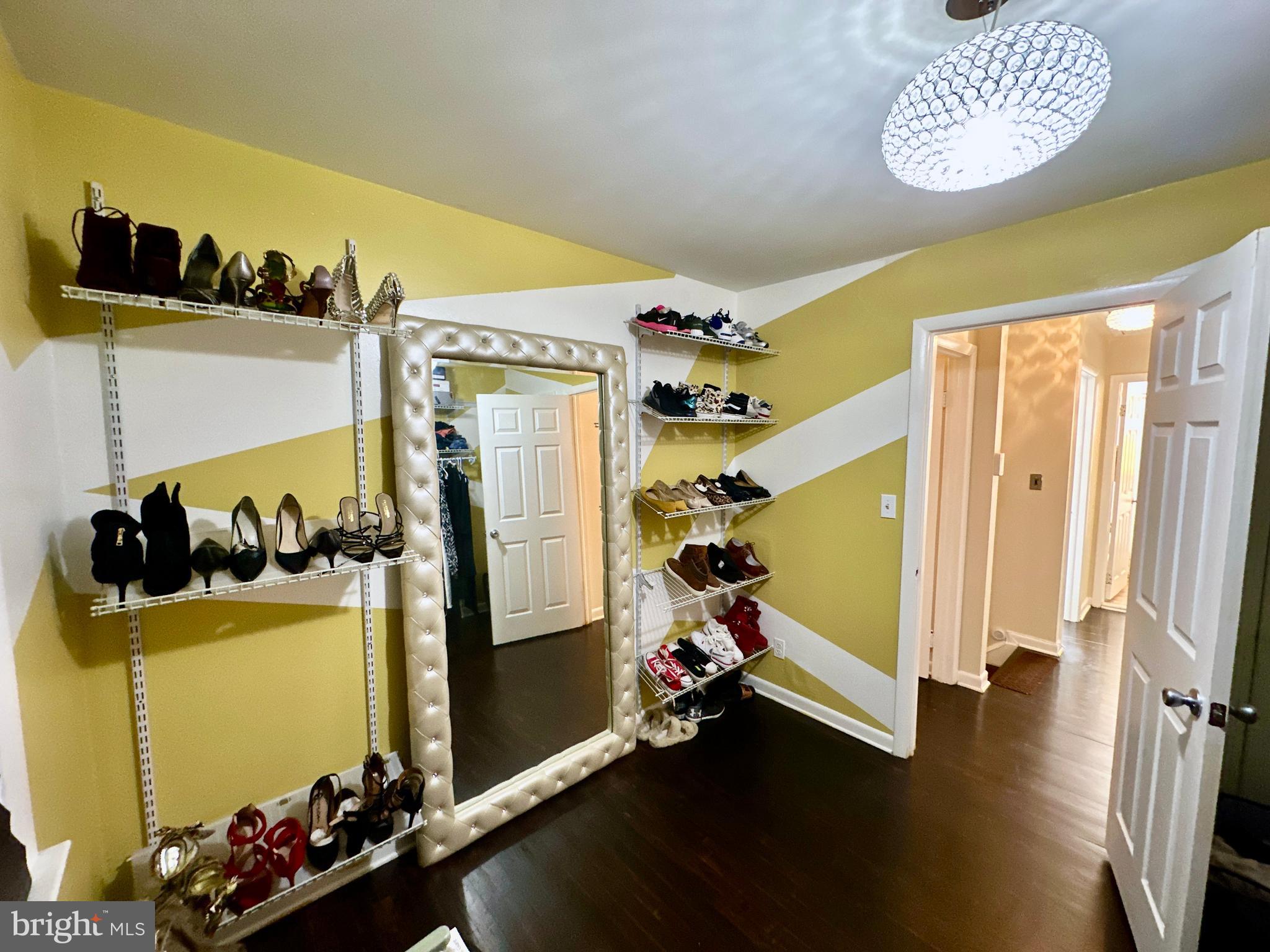 MILFORD GARDENS - Residential