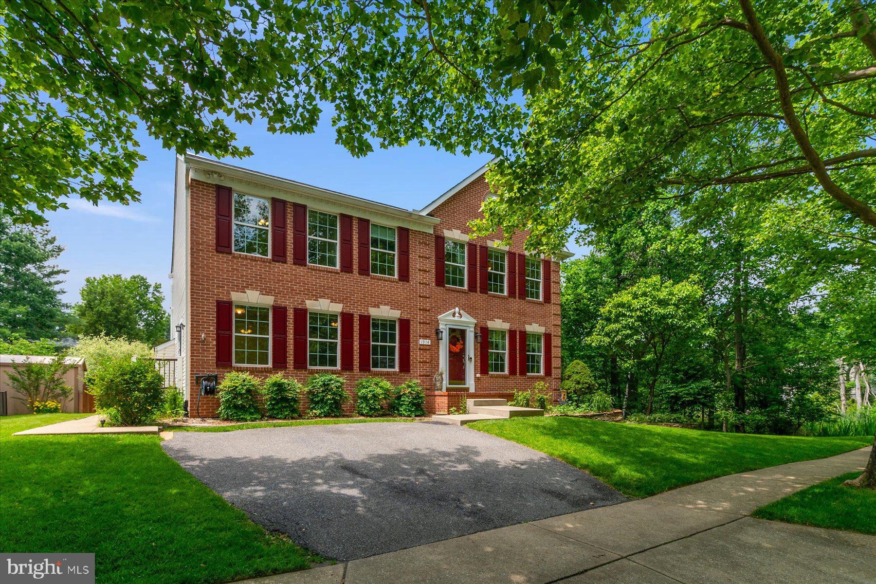 1914 WINDYS RUN ROAD