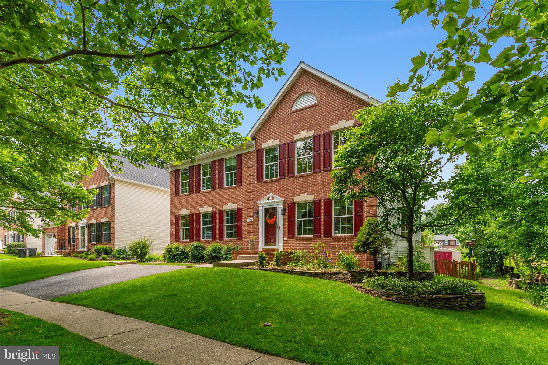 1914 WINDYS RUN ROAD