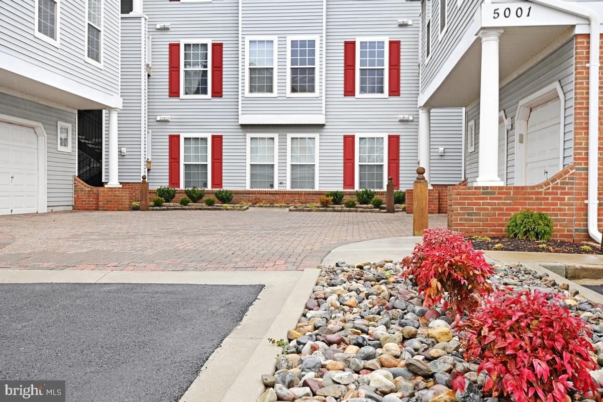 NEW TOWN - Residential