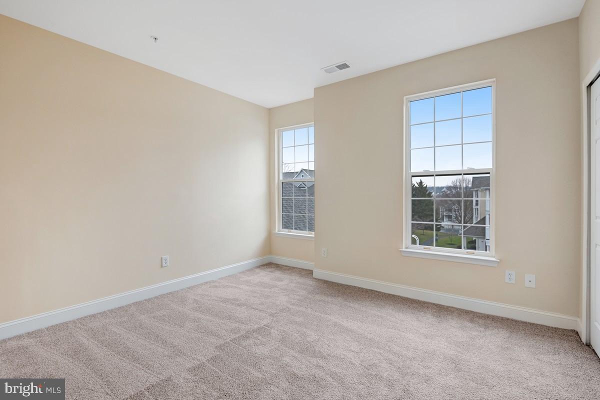 NEW TOWN - Residential