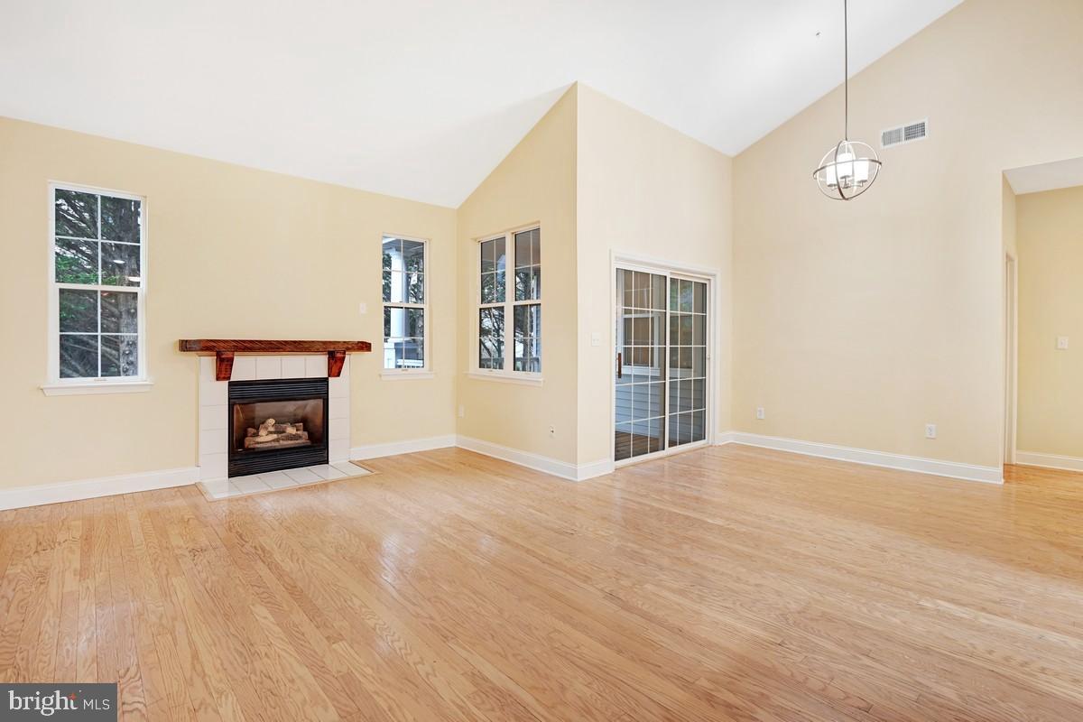 NEW TOWN - Residential