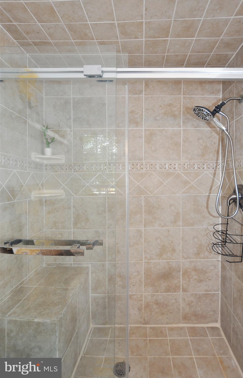 CHELTENHAM FOREST - Residential