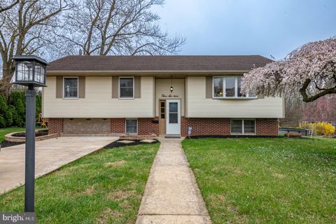 316 MORRISON ROAD READING PA 19601