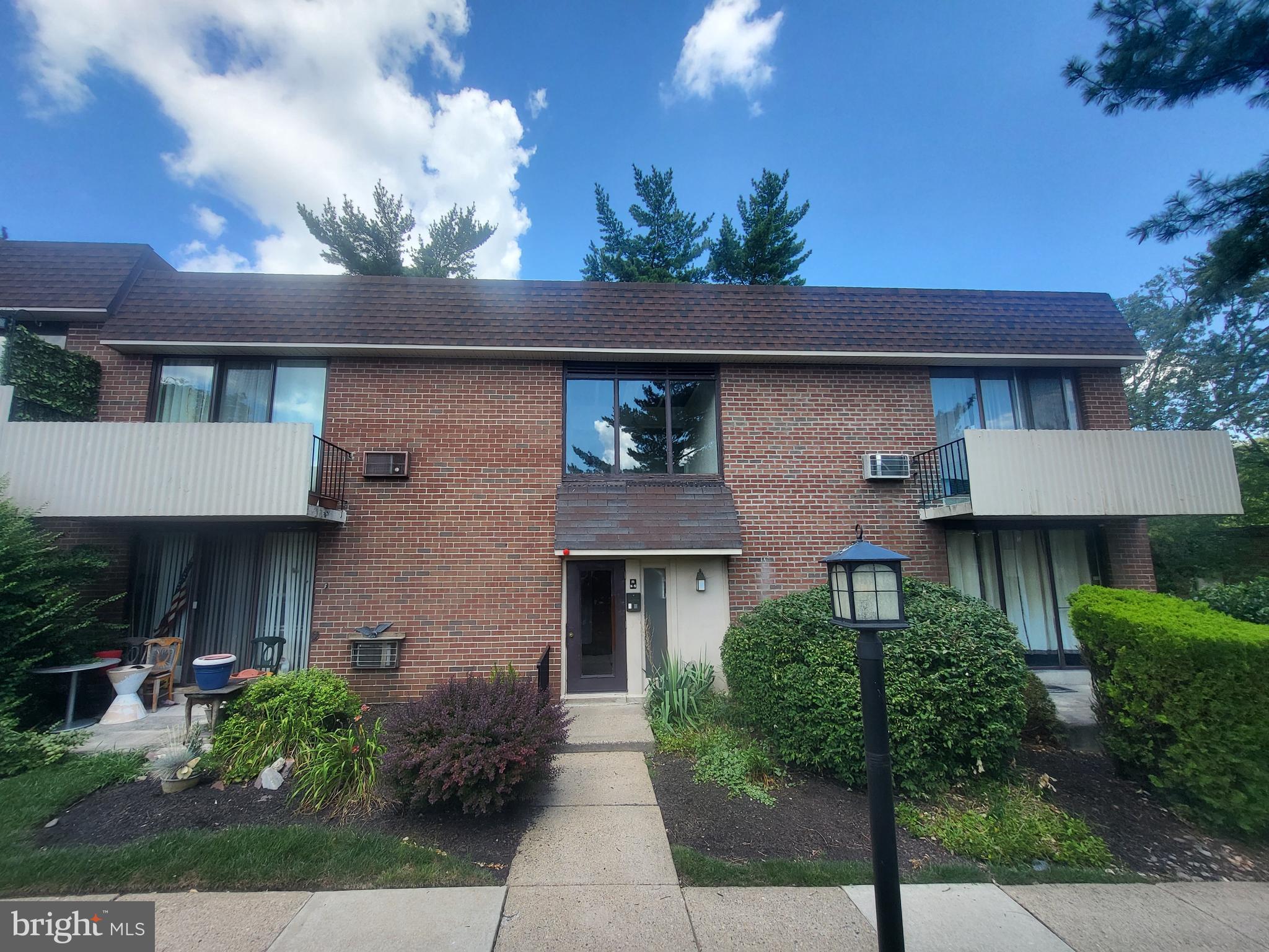 LOW LOW LOW PRICE FOR A ONE BEDROOM WITH BALCONY IN GLENOLDEN!!! MOVE RIGHT IN!!! RECENTLY RENOVATED!!! HUGE SERENE PRIVATE BALCONY surrounded by trees & green landscaping. PRETTY VIEWS FROM YOUR FLOOR-TO-CEILING glass sliders & windows and extra privacy compared to other condos in the community. CONTEMPORARY EXPOSED BEAMS give you 9-foot ceiling height! New Gray Laminate Wood Floors! UPDATED Kitchen with Newer Appliances. Updated Bathroom w/custom vanity. Extra-Large Walk-In Closet w/custom organizers in the bedroom. Brand new CUSTOM BLINDS on the glass sliders & windows HOT baseboard heating in the winters & in the summers you will STAY COOOOOL WITH TWO AIR CONDITIONING UNITS! *&*SAVE MONEY: heat & water & hot water included in. The Contemporary Villages Condominium Association offers MANY AMENITIES on 12 ACRES: Parking & 2 swimming pools. Landscaped grounds w/mature trees & shrubbery, many green spaces, tennis court, community room, management company, intercom systems, dog walking paths, and pet-friendly. NO OVERHEAD UTILITY WIRES on the grounds makes this community even more serene. Enjoy the Muckinipattis Creek & woods which line one side of the grounds. ***Included: Water, Baseboard Heat, Hot Water, Management, Snow Removal, Trash Removal, Parking for 1-2 cars, Building & Grounds Maintenance & Insurance. Control the temperature of your heat & AC. FIOS & COMCAST & RCN available. Nearby GORGEOUS Glenolden Park & Library are only a few blocks away. ACME, ROSS, MARSHALLS, RESTAUTANTS & BANKS & MORE CONVENIENCES ARE 5 MINUTES AWAY! The Glenolden Train Station is about a 2-3 minute walk from your unit door! Close to major routes, stores, Center City and the airport. 15-20 minute drive on I-95 to Center City. The SEPTA regional train gets you to Center City in about 25 minutes. Interboro School District. SEPTA regional rail-Glenolden-R2 (Wilmington-Newark-Center City). The SEPTA Bus on Chester Pike is just a block away as well. ***CASH SALE ONLY*** *******IF YOU ARE AN INVESTOR: YOU CAN RENT THIS FOR $1,400.00 PER MONTH OR MORE*******