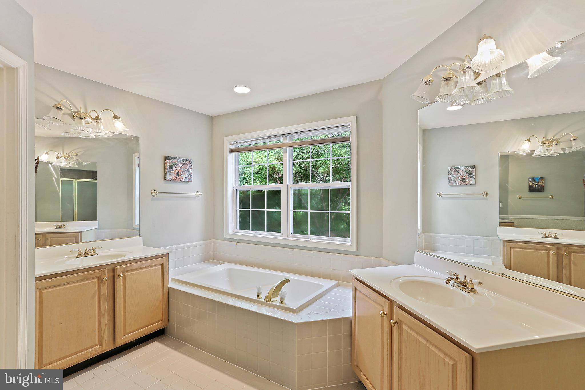 VILLAGE OF RIVER HILL - Residential