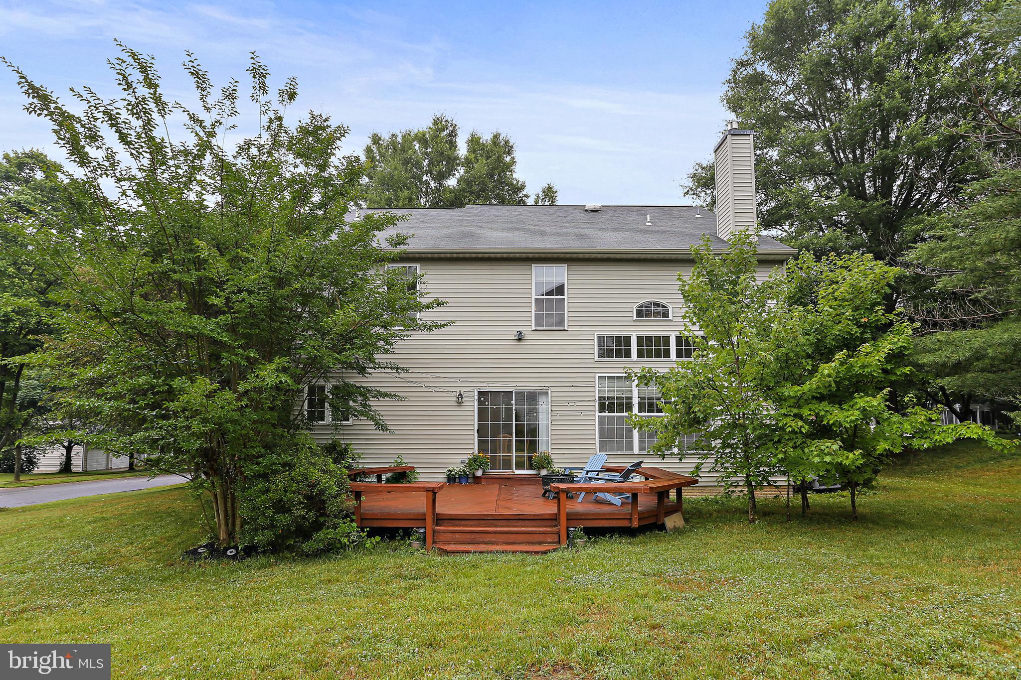 VILLAGE OF RIVER HILL - Residential