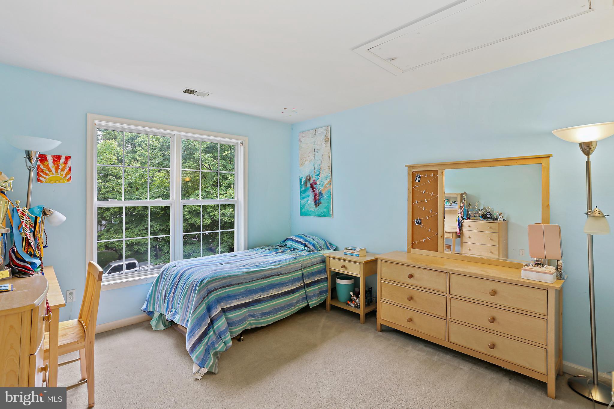 VILLAGE OF RIVER HILL - Residential