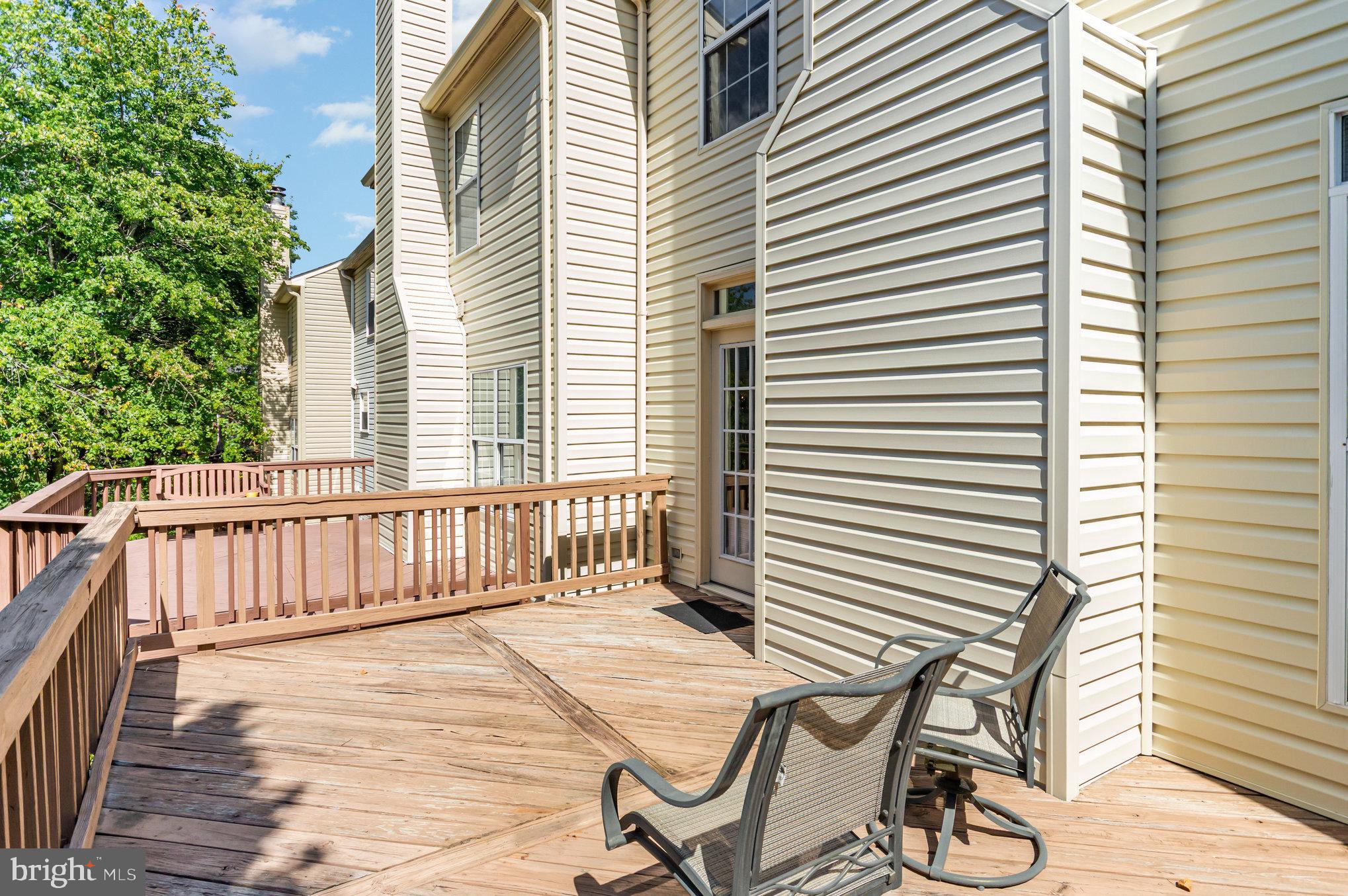 CENTREVILLE GREEN - Residential