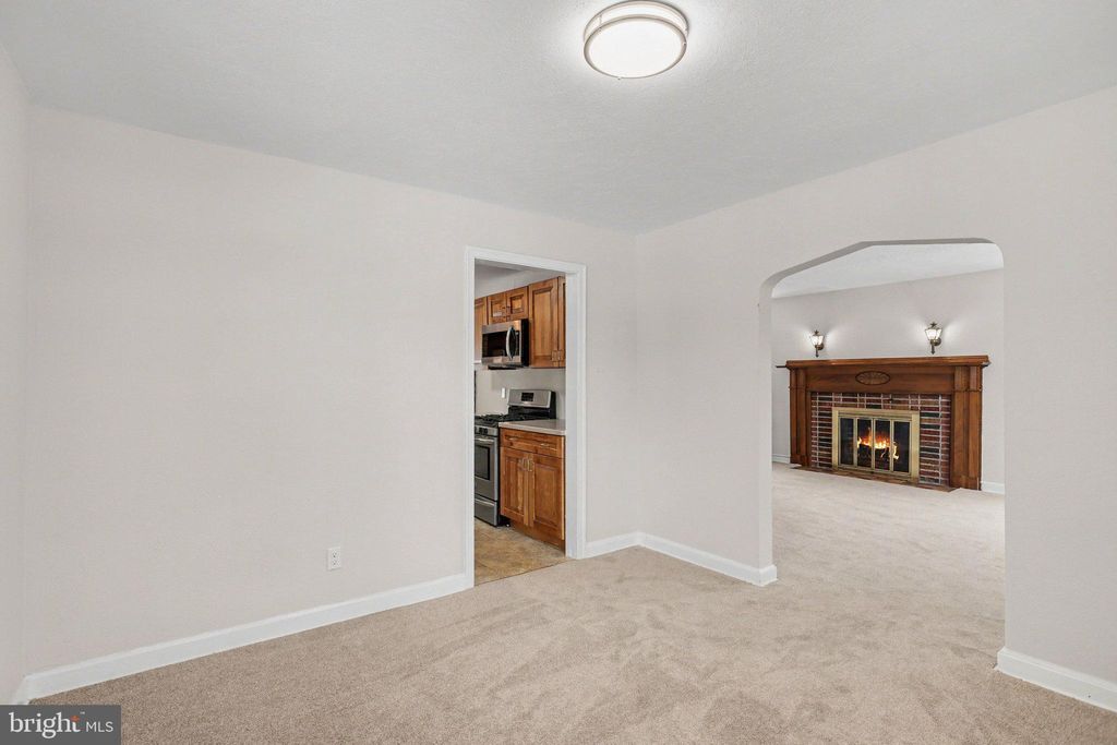 Photo of 132 Locust Grove Road, YORK, PA 17402 (MLS # PAYK2097662)