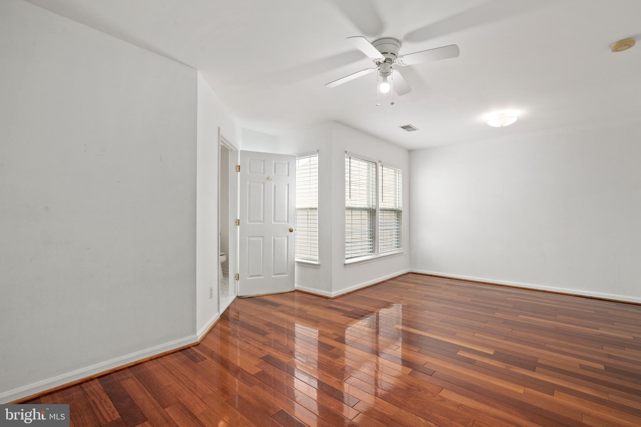 WELLESLEY - Residential Lease