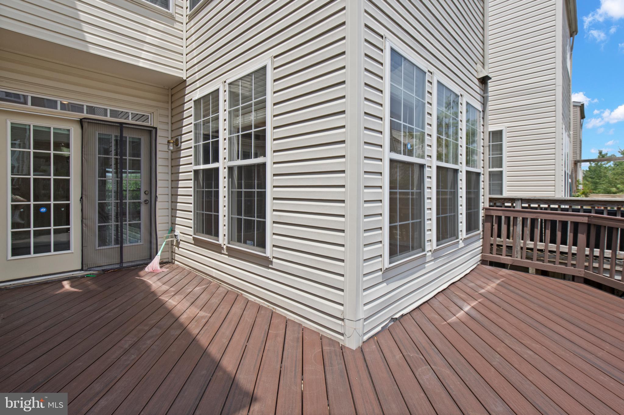 WELLESLEY - Residential Lease