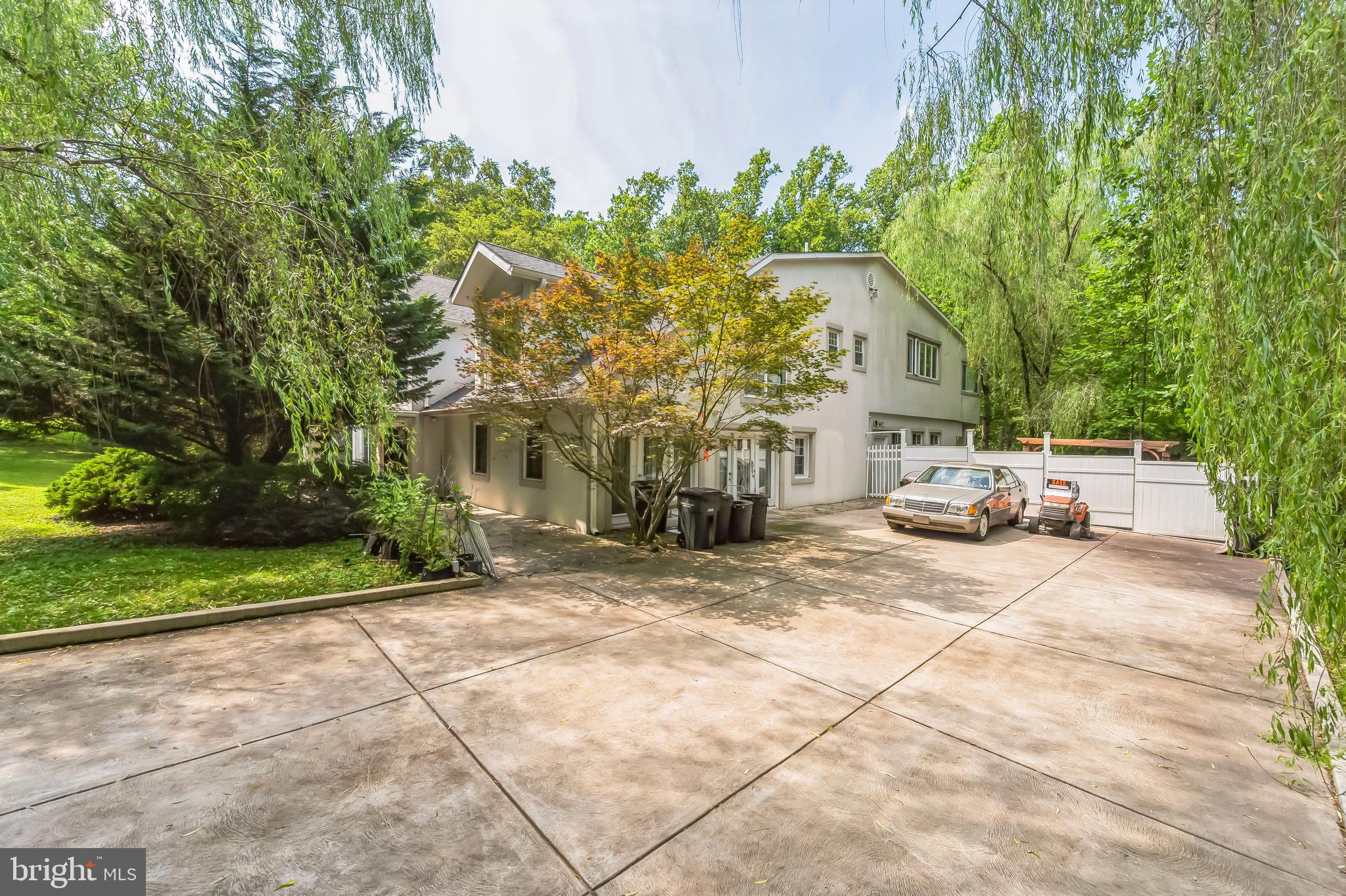 JUSTA FARMS - Residential