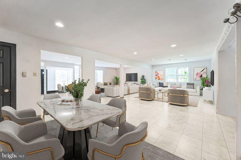 JUSTA FARMS - Residential