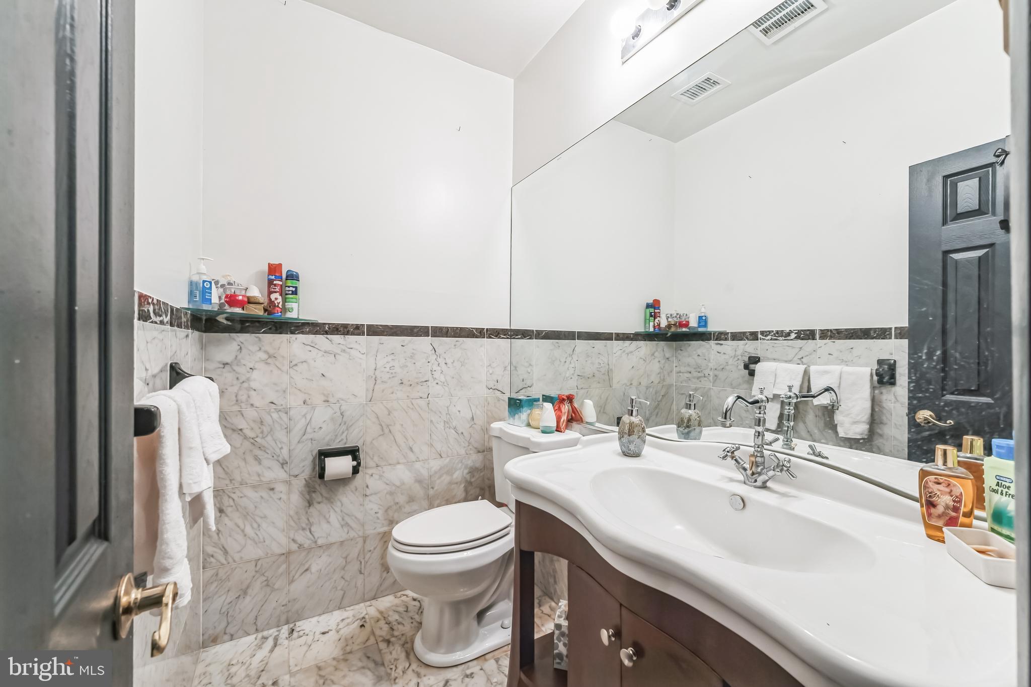 JUSTA FARMS - Residential