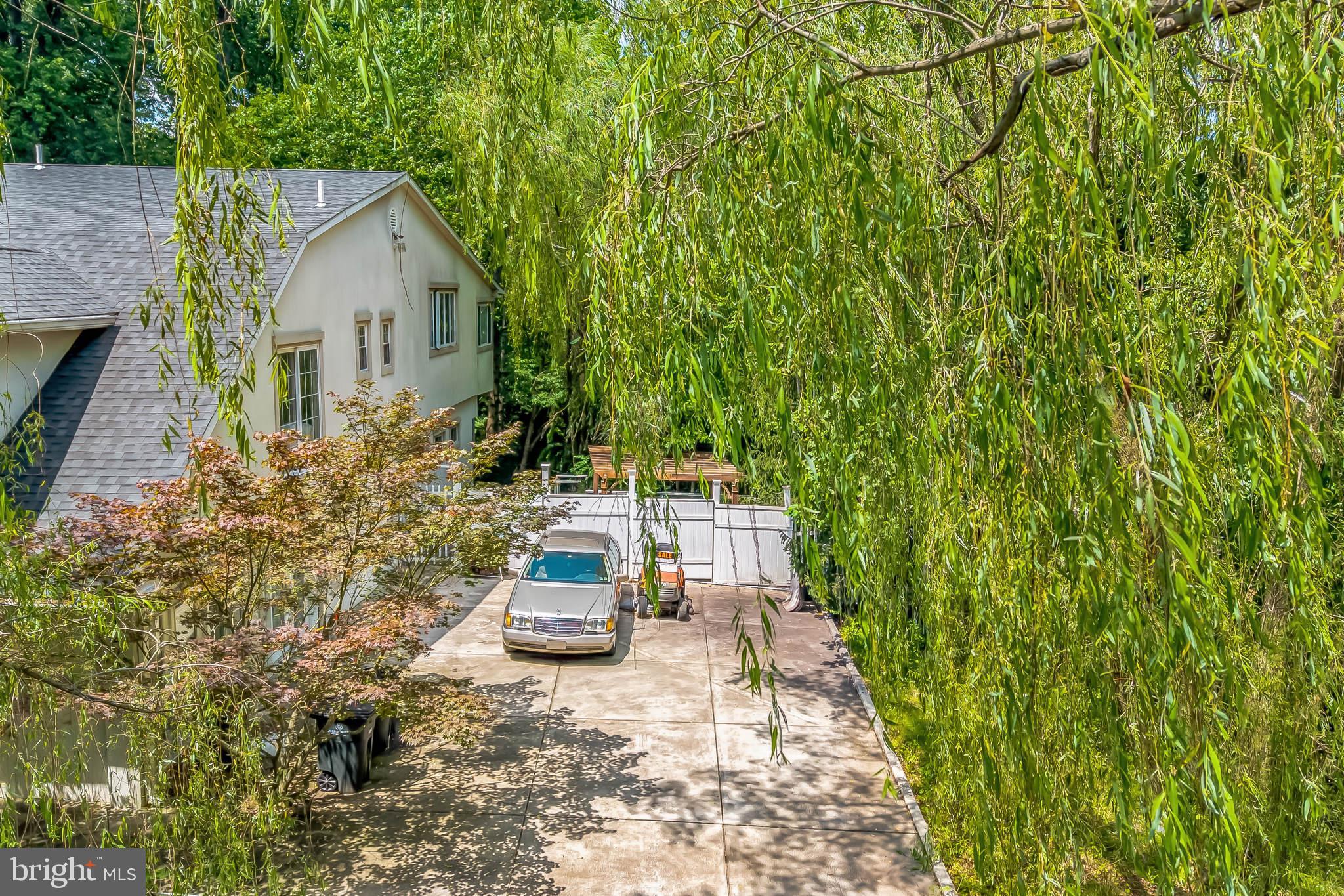 JUSTA FARMS - Residential