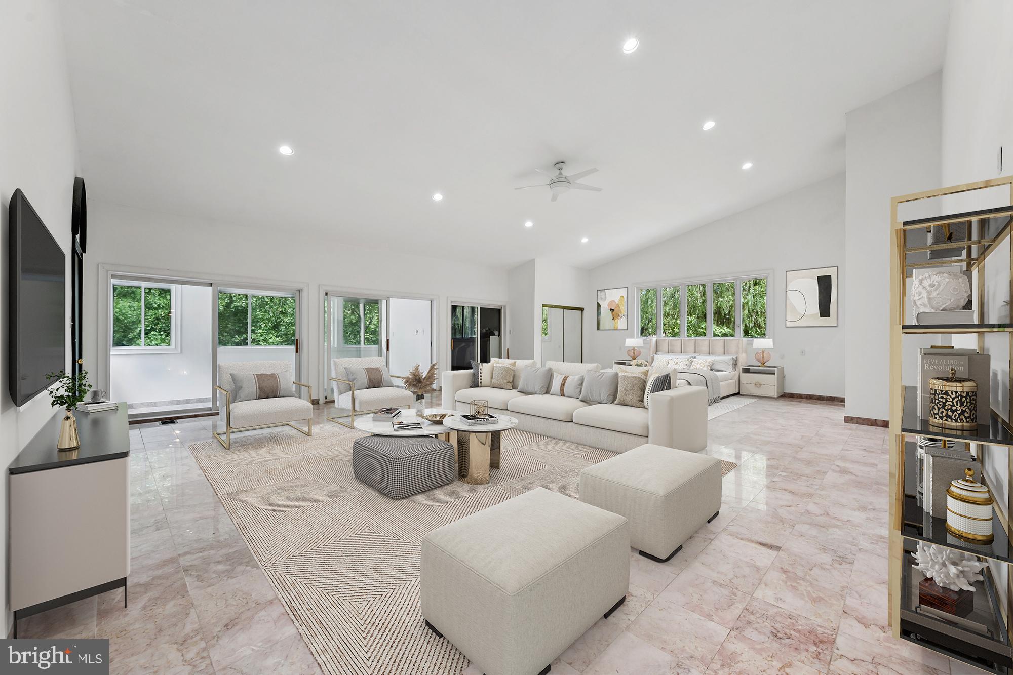 JUSTA FARMS - Residential