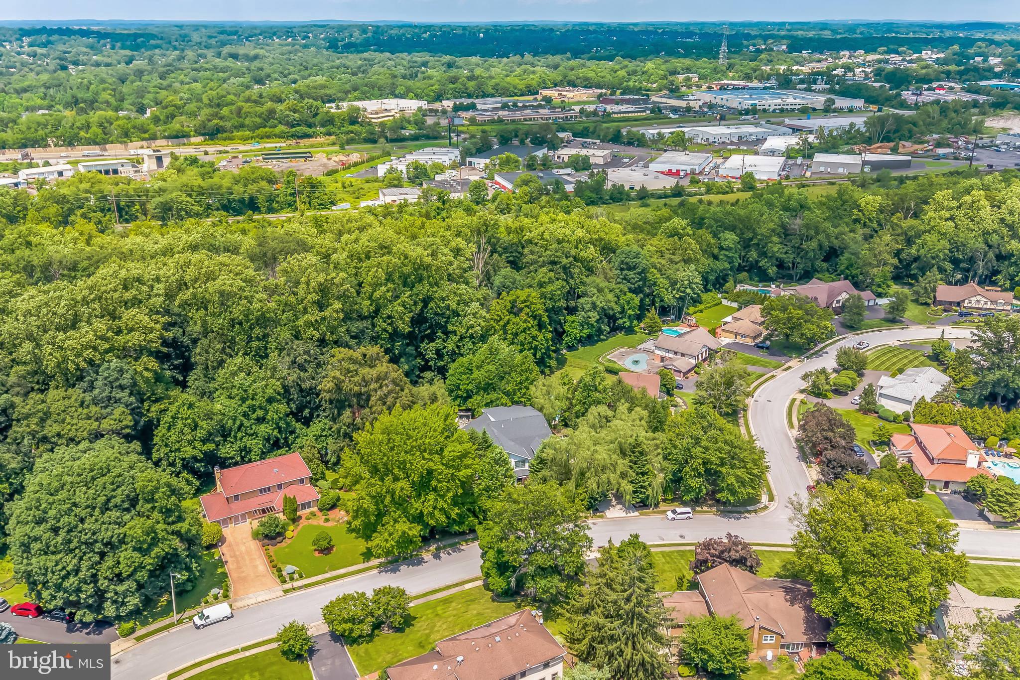 JUSTA FARMS - Residential