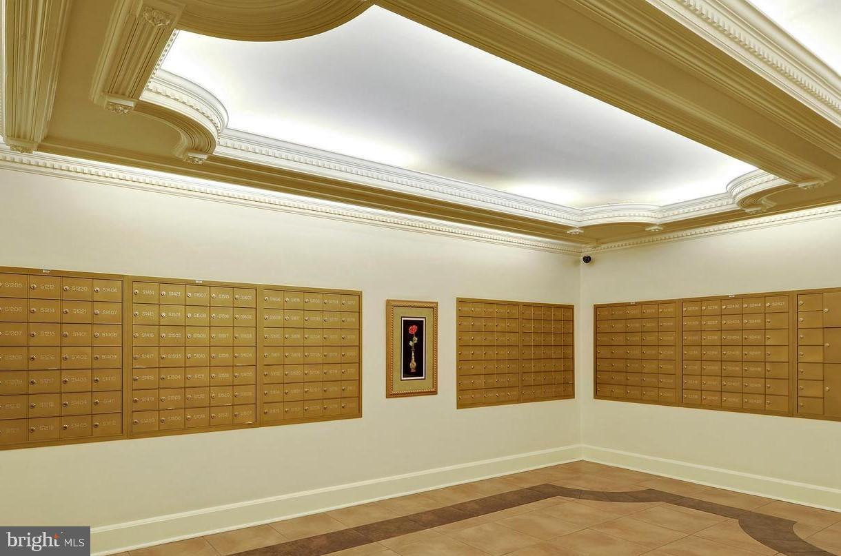 CHEVY CHASE - Residential Lease