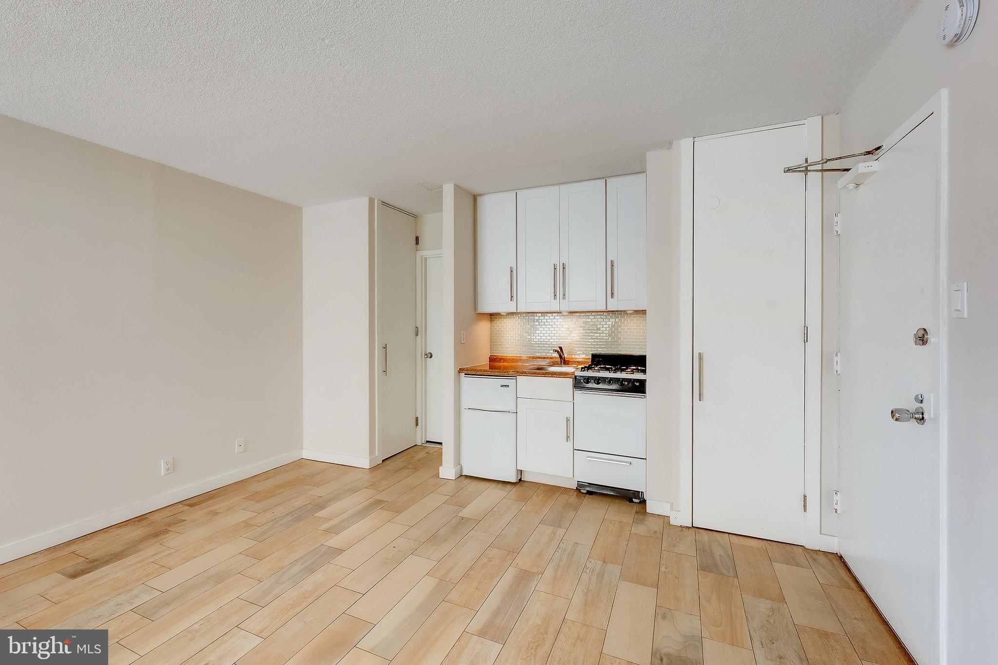 CHEVY CHASE - Residential Lease