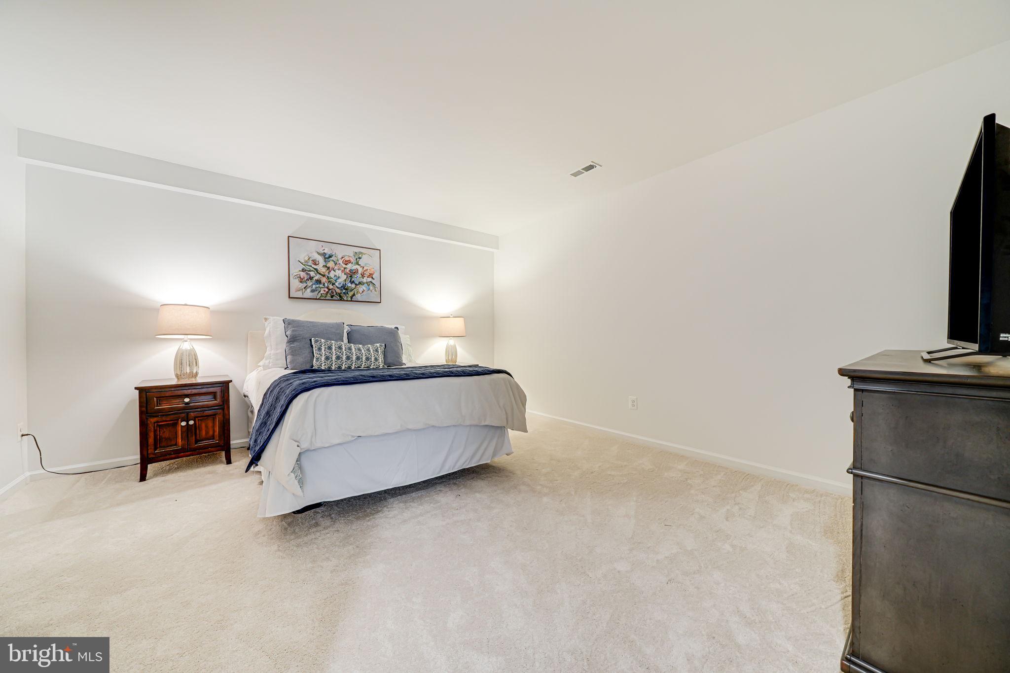 SUNBERRY - Residential