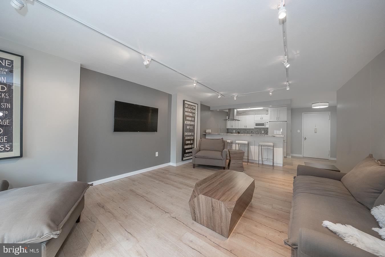 RITTENHOUSE SQUARE - Residential