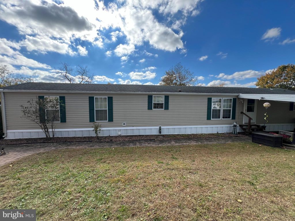 Photo of 207 Green Hill Drive, GREEN LANE, PA 18054 (MLS # PAMC2159818)