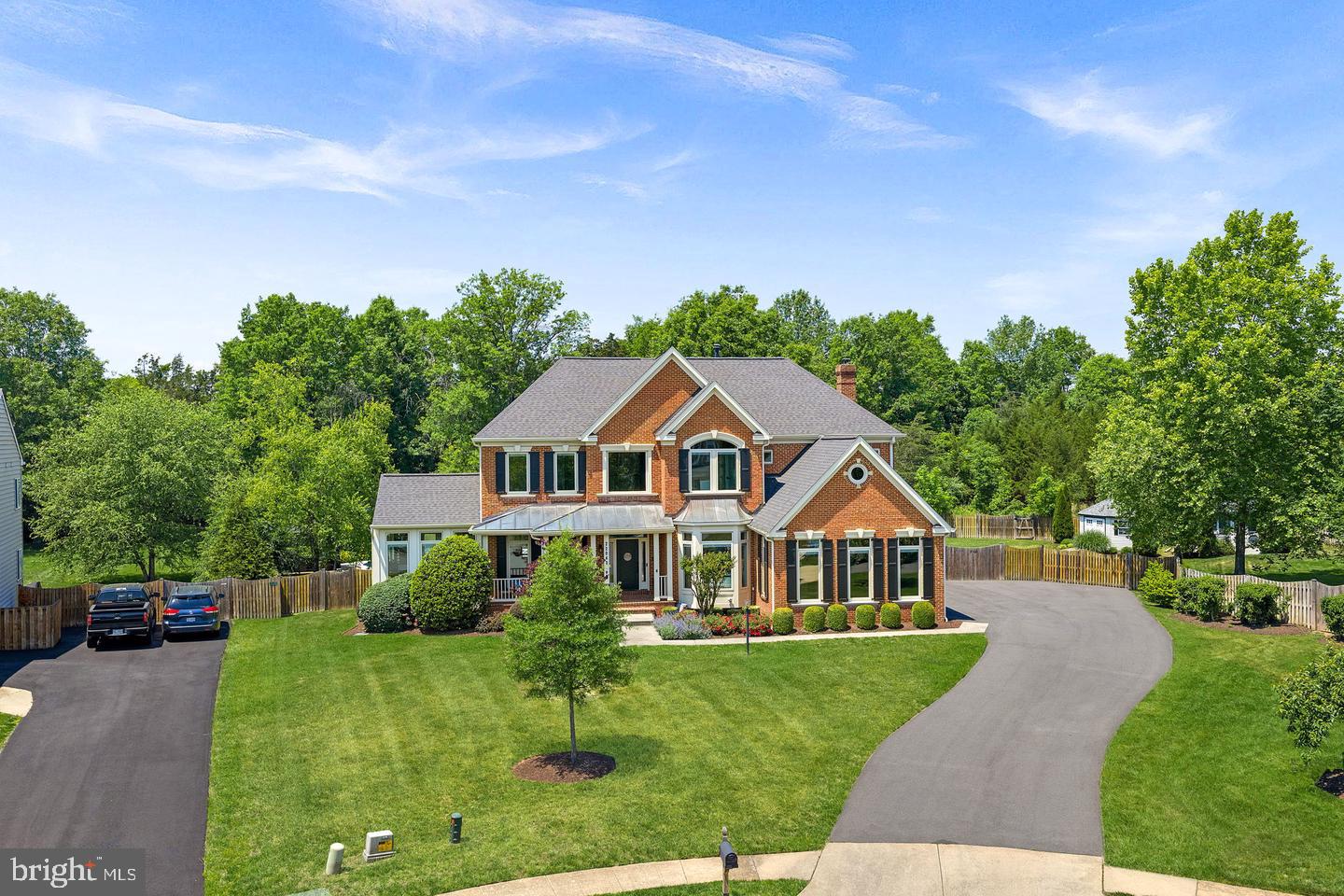 22043 WATER RUN COURT