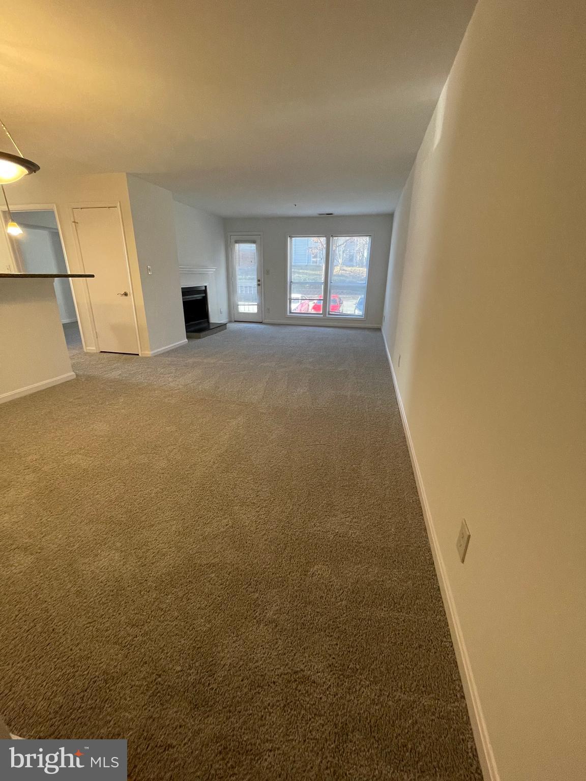 FOUR WINDS AT OAKTON - Residential Lease