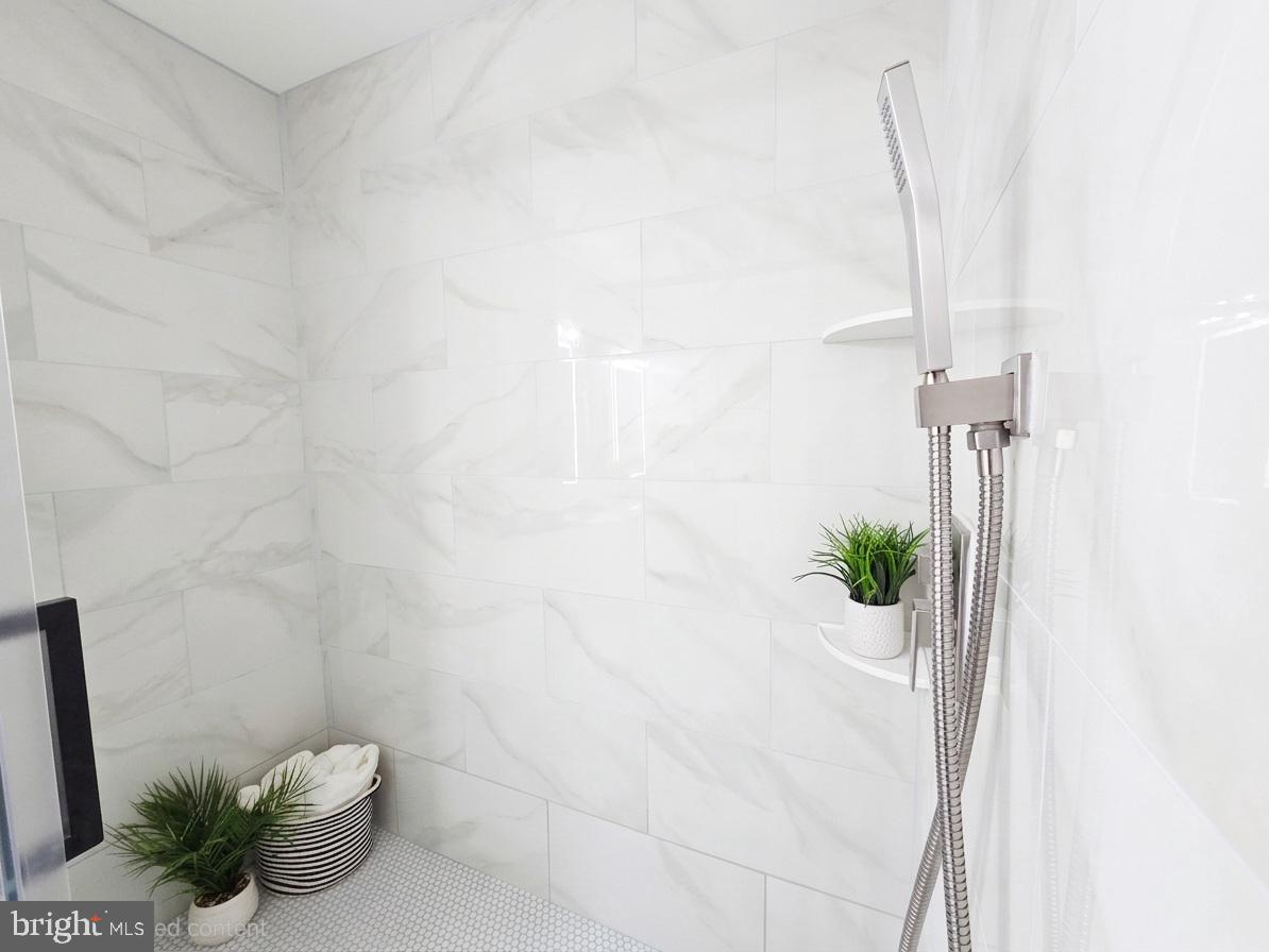 WILLOUGHBYS RIDGE - Residential