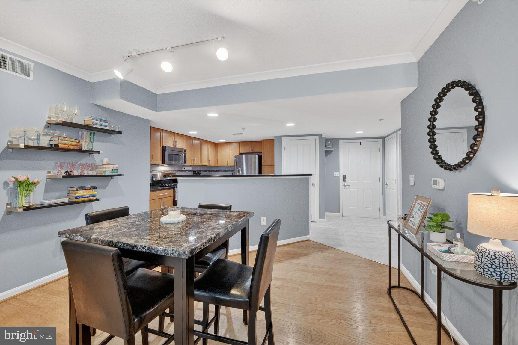 2220 FAIRFAX DRIVE 707